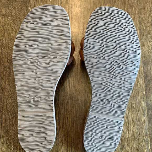 Kenneth Cole Braided slide sandals size 8.5 - Picture 2 of 4